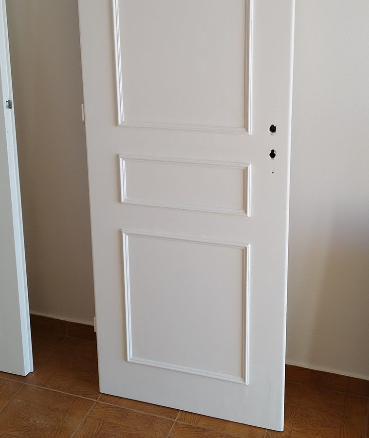 Επισκευή εσωτερικής πόρτας
